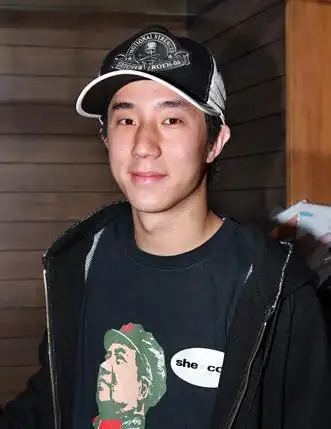 房祖名首度自曝狱中生活:全裸换牢服过x光