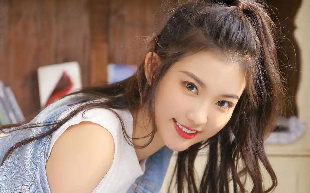 清新治愈系美女养眼写真桌面壁纸高清大图预览1920x1200_美女壁纸下载