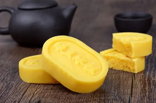 品尝这些绿豆糕,幸福感直线上升,满满都是ta的爱