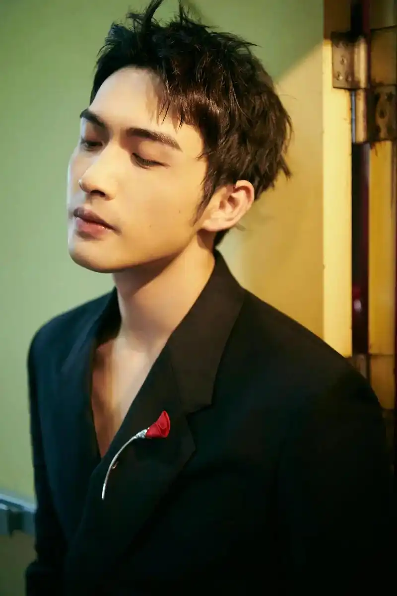 #我为祖国喝彩@张彬彬vin 帅照奉上 - 抖音