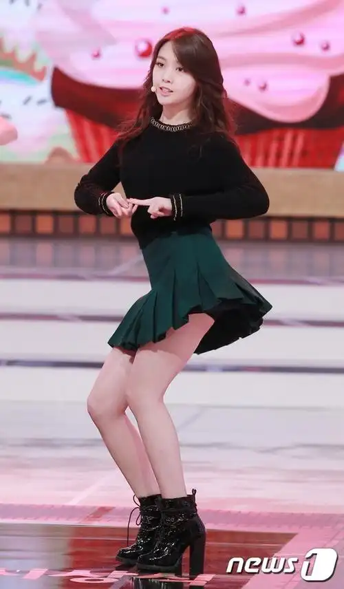 韩女团girls day获表演者奖 短裙性感秀舞姿(组图) (10)