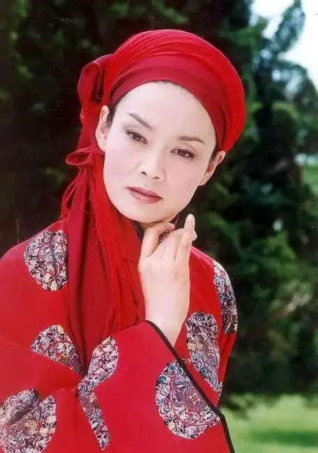 潘虹(中国内地女演员)_尚可名片