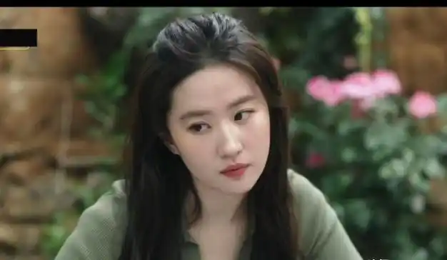 刘亦菲,心若向阳,无畏悲伤.让阳光洒满每个角落