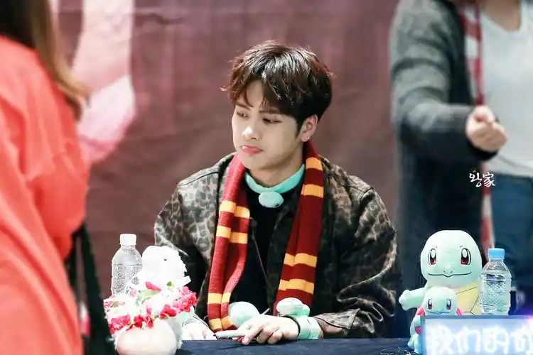 小甜豆王嘉尔 - 堆糖,美图壁纸兴趣社区