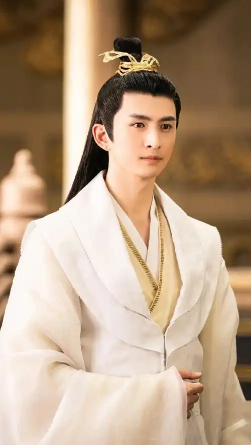 【关于非流量生#张云龙#适不适合拍古装剧问题】其实张云龙古装剧也是