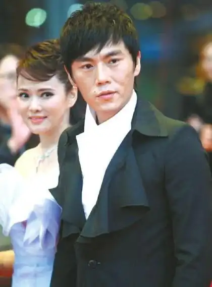 黄渤一红就把老婆娶回家?庾澄庆为前妻结婚点赞?这才是真感情!