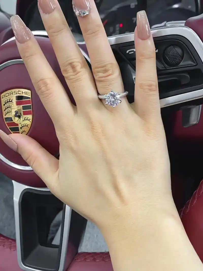 3克拉钻戒没让我后悔42w可吗