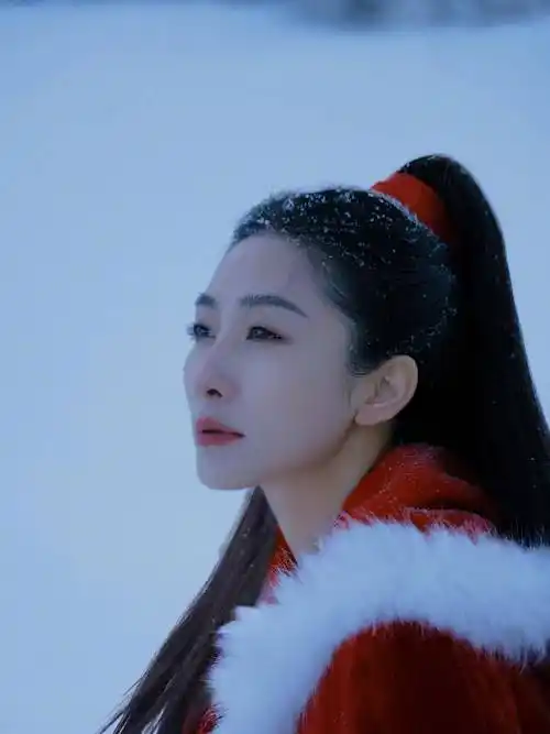 陶昕然崇礼雪地大片引发热议:安陵容早这样后宫无敌_文化_传统_复兴