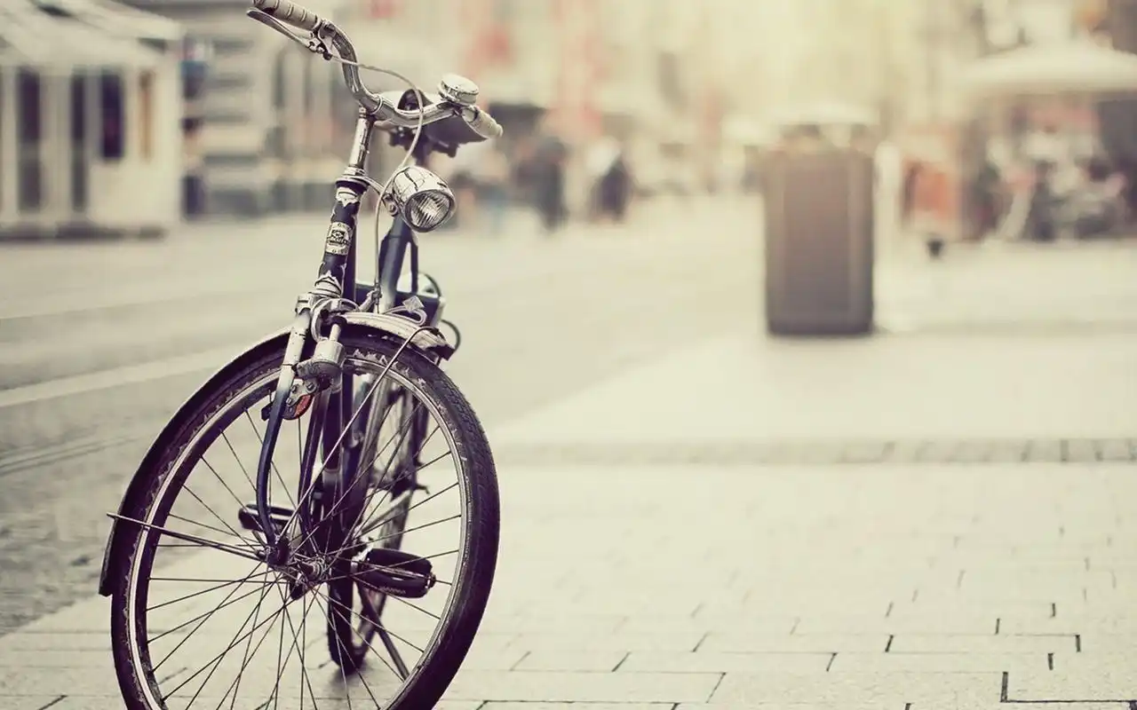 首页 桌面壁纸 自行车怀旧复古风摄影高清壁纸上一张下一张查看原图