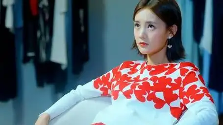 李一桐虐爆前男友,看真总裁打脸假土豪《爱我就别想太多》