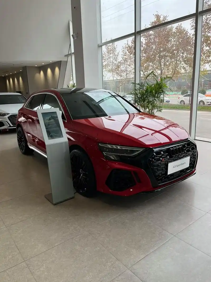 探戈红奥迪a3 sportback 经典配置介绍: rs运动 - 抖音