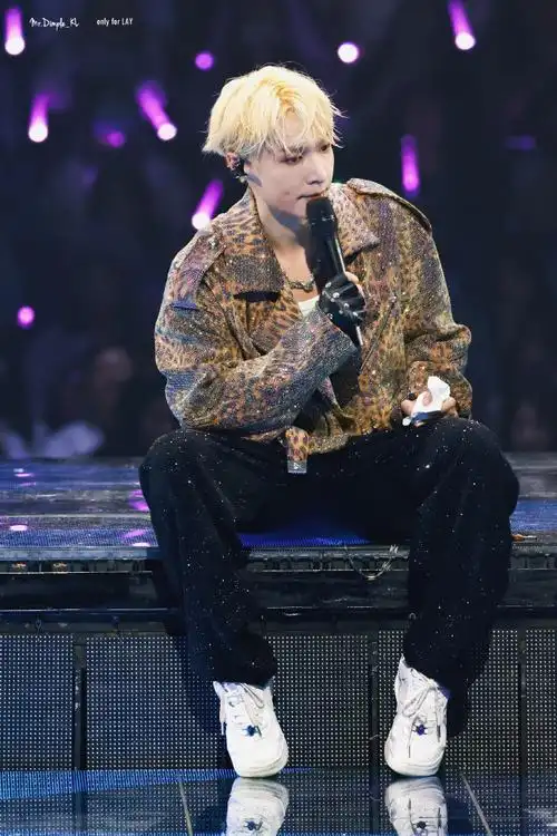 张艺兴[超话]##张艺兴1007生日快乐