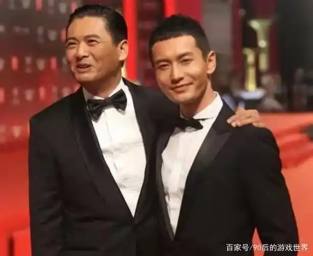 邓超身高180cm,可黄晓明和邓超差了不止1cm,刘德华身高174cm,可从照片