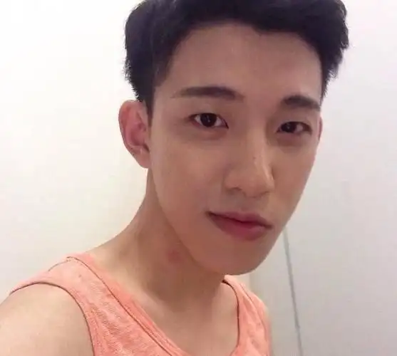 组图帅帅的气质酷酷的小哥哥文艺男生的日常生活这么简单