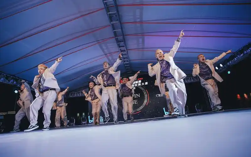 allinone2021hhi暨哔哩哔哩首届街舞大赛上海赛区社会组小齐舞冠军