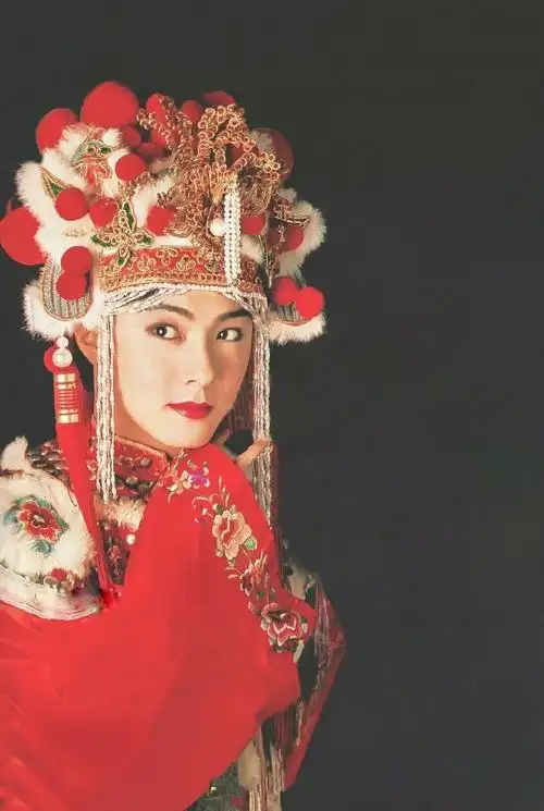 看到张卫健的热搜就又想到了他这张女装