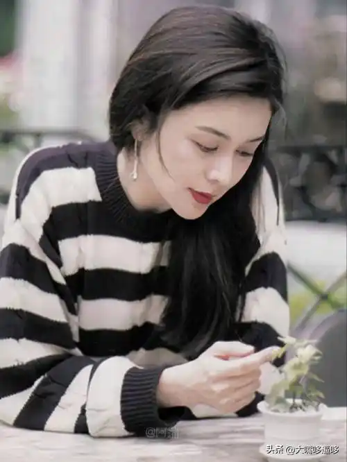 关之琳年轻时绝世容颜合集:张张惊艳,值得珍藏_明星_角色_评论