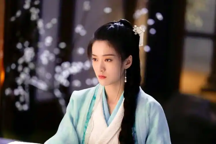 张雪迎《白发》剧照