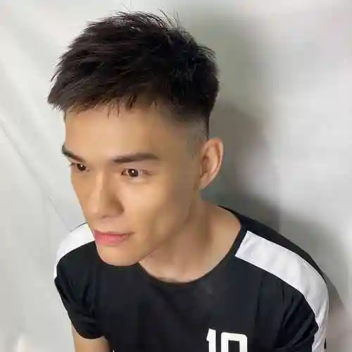 潮男短发发型男士发型大全