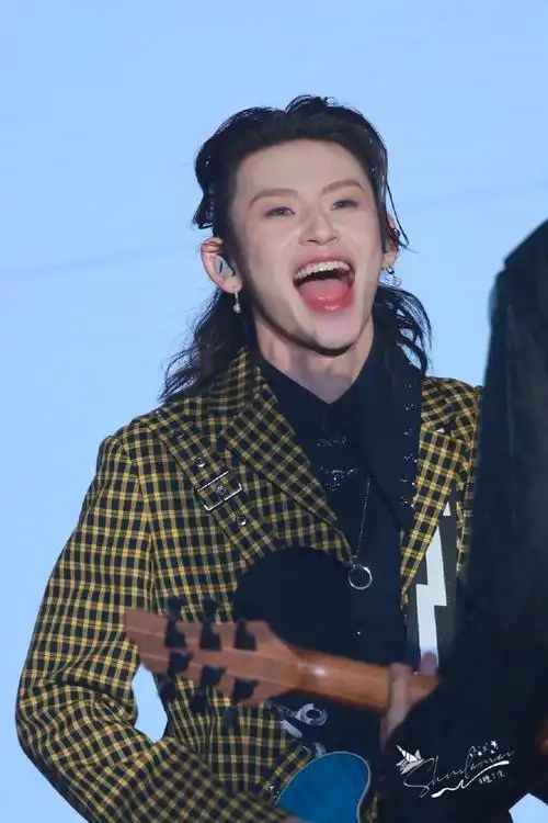 小鬼王琳凯音乐节##小鬼王琳凯福州蓝眼泪音乐节