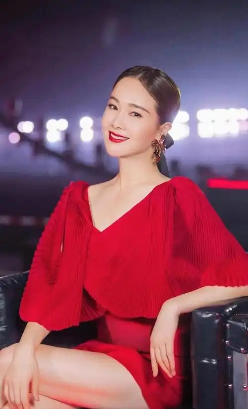 左小青高清写真17_网易订阅