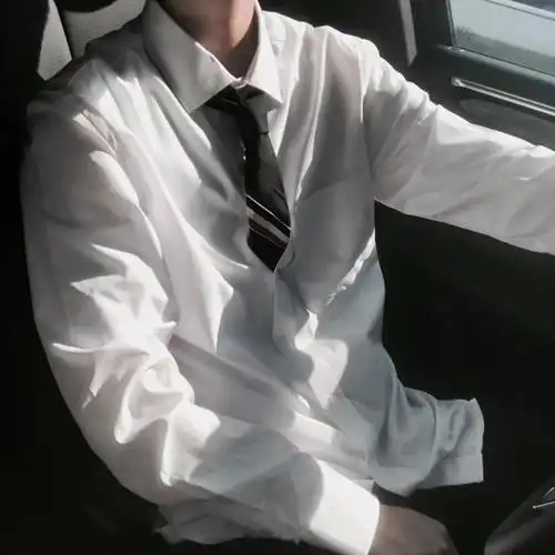 男生头像很酷不露脸的男生部位头像