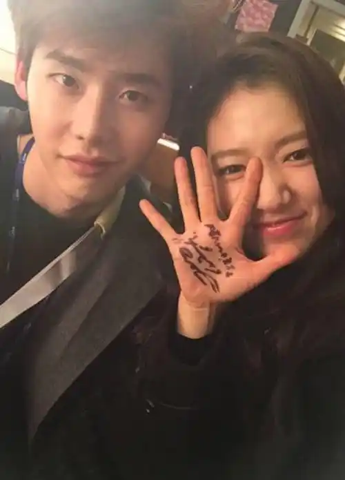 李钟硕的绯闻女友都是女神!