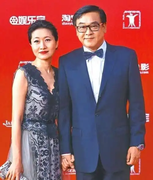 坚持丁克却意外为人父对私生女宠爱至极八年女儿控深入人心