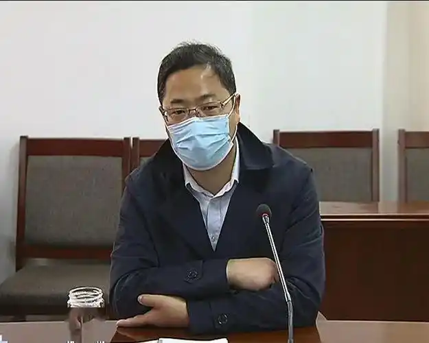 县委书记陈宇主持会