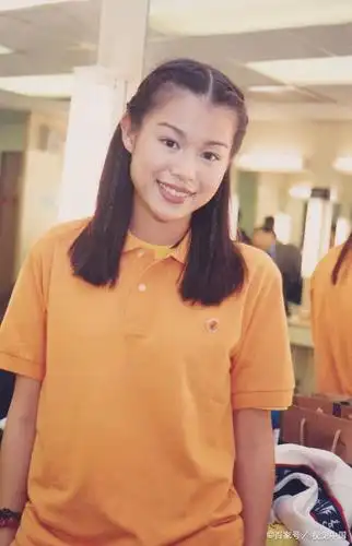 胡杏儿成名路:曾是港姐季军,却增肥40斤,被称"tvb最丑女星"