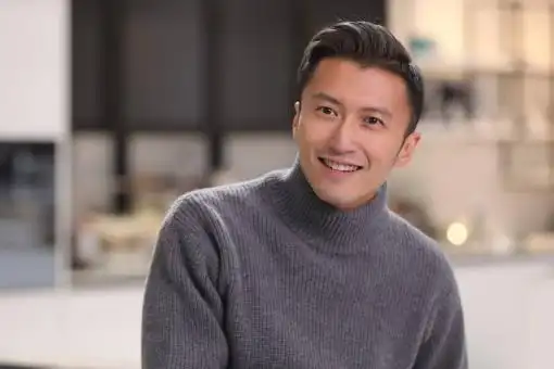 谢霆锋于1980年8月29日出生于中国香港,祖籍广东番禺.