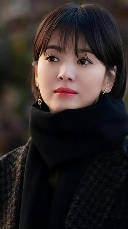 宋慧乔巴黎晚宴近照,看看乔妹的近态,还是这么好看