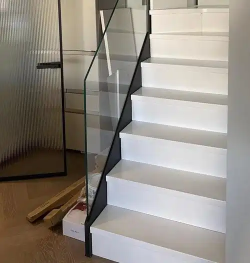 钢木玻璃定制楼梯家用别墅室内护栏扶手北京整体楼梯