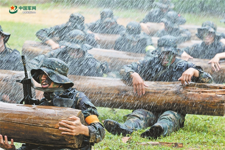 前方高能!一组美图带你全方位领略驻香港部队风采