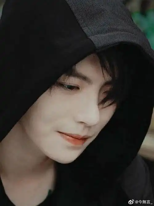 哎哟喂哈哈的相册肖宇梁版张起灵剧照