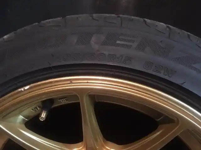 汽车,机车 轮胎车轮套装 15英尺 4孔 放射轮胎 轮胎,车轮 出价次数 16