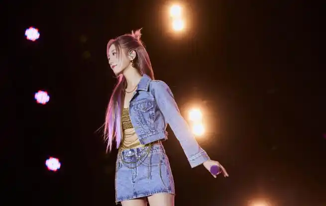 孟美岐超话61#孟美岐野生打歌舞台#    野生打歌舞台,music cue90