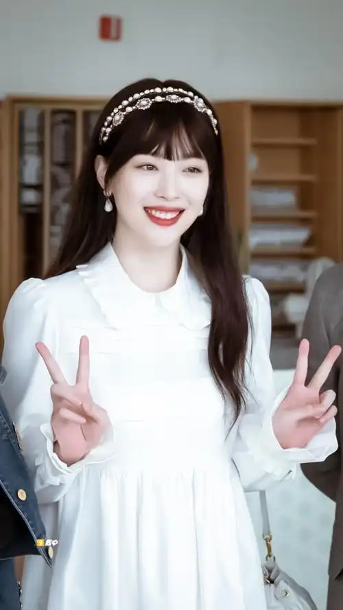 来看德鲁纳酒店崔雪莉剧照