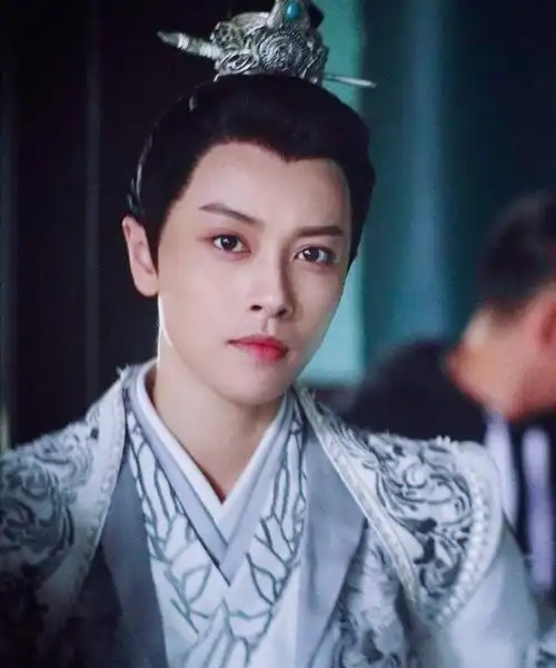 小女花不弃邢恩女扮男装撩倒一片哪些女演员的男装成经典