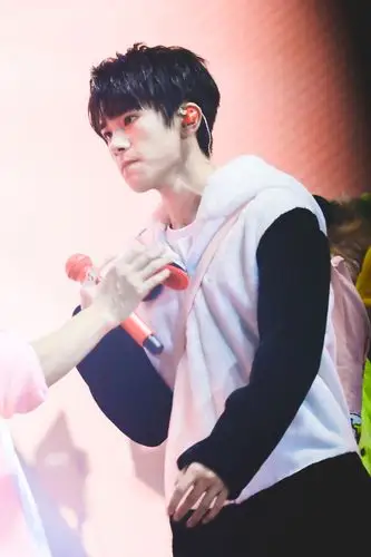 170813#tfboys四周年alivefour演唱会# 第二场 睡衣趴