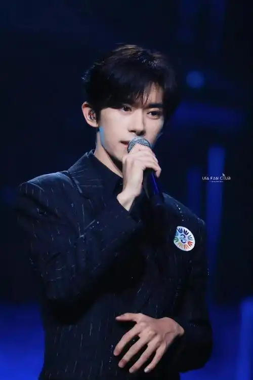 易烊千玺新生之夜大秀官宣##易烊千玺新生之夜下周见