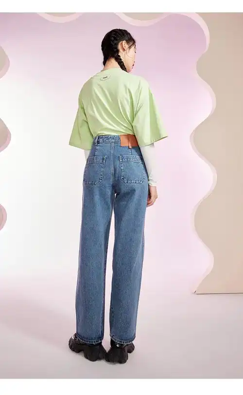 太平鸟高腰牛仔裤女阔腿裤2021年春季新款个性贴袋宽松休闲牛仔裤