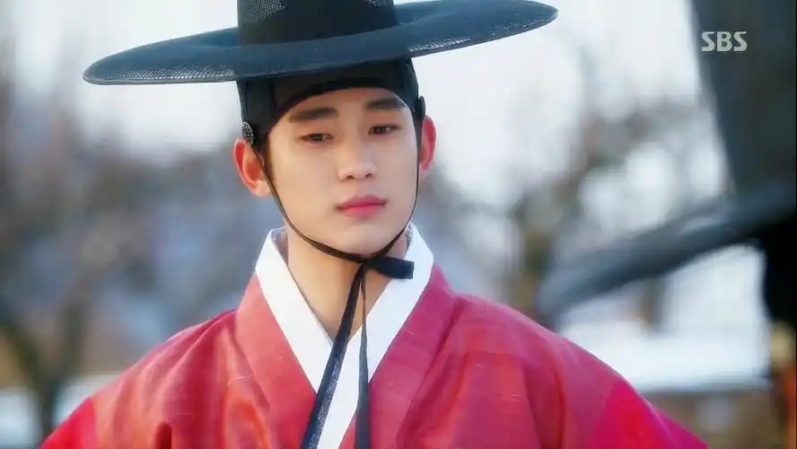 朴宝剑,金泰亨,丁海寅等,穿上古装更加帅气的花美男