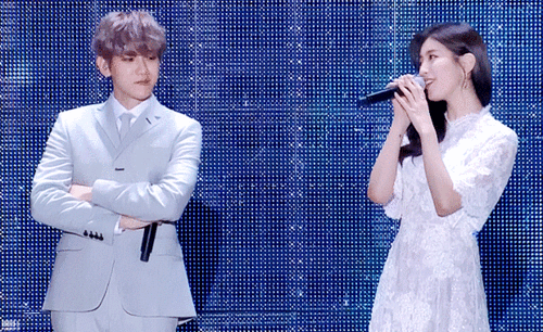 梦幻巅峰合作!伯贤&秀智合作曲《dream》入选mama十大合作舞台节选