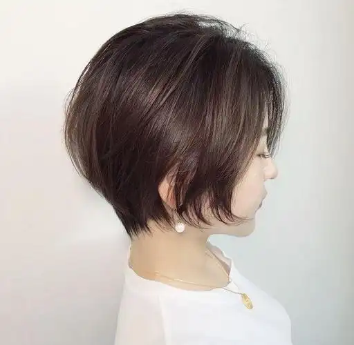 3040岁短发啥头型显年轻40岁女人短发减龄发型