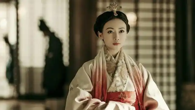 吴谨言在「皓镧传」中饰演「李皓镧」.图/八大提供