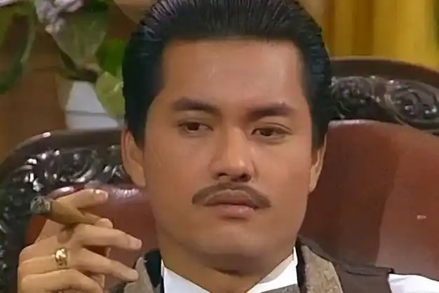 《上海滩》和《跛豪》这两部作品让他受到追捧在他遇到经济危机的时候