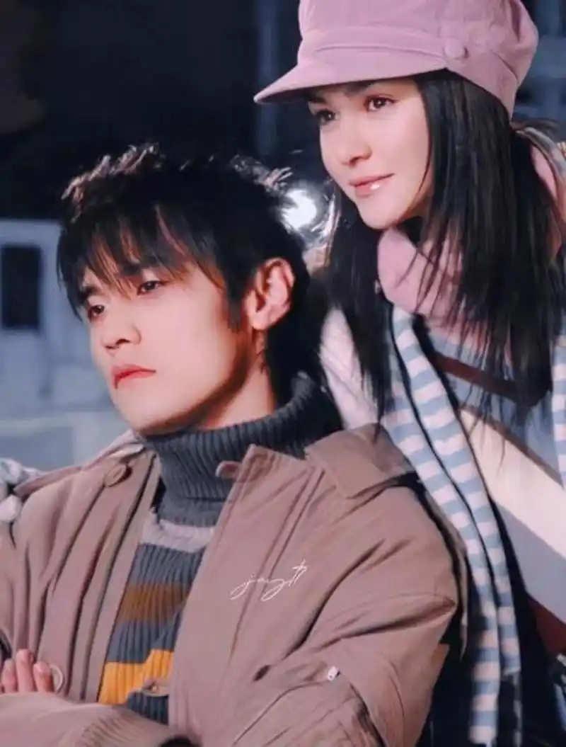 周杰伦与侯佩岑的恋情,为何让昆凌耿耿于怀?