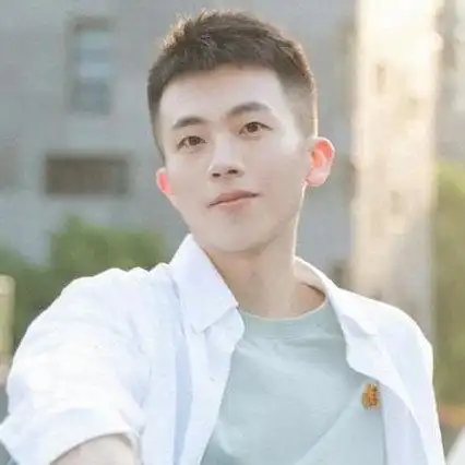 男生短发这么剪 帅气好看又清爽