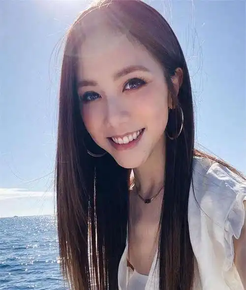 有种"整容"叫邓紫棋分手,前男友林宥嘉没变样,她却脱胎换骨了